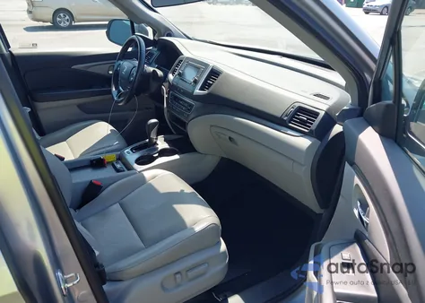 2019 Honda Ridgeline Rtl z USA, uszkodzony, nr VIN 5FPYK3F52KB048807